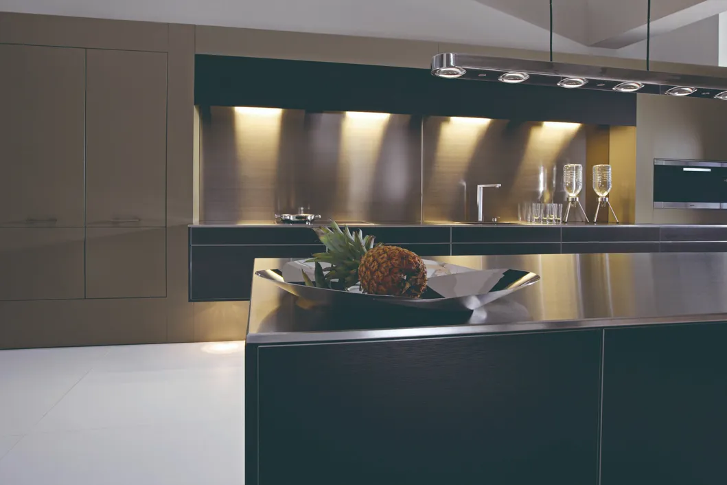 Customized New Classical Wholesale Simple High Gloss Black Lacquer Modular Kitchen Cabinet