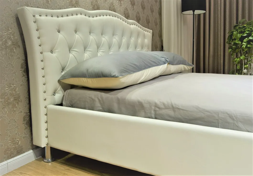 Nailhead Trim Tufted Bed Sofa Furniture Modern Furniture Leather Chesterfield Furniture Modern Bedroom Furniture Beds